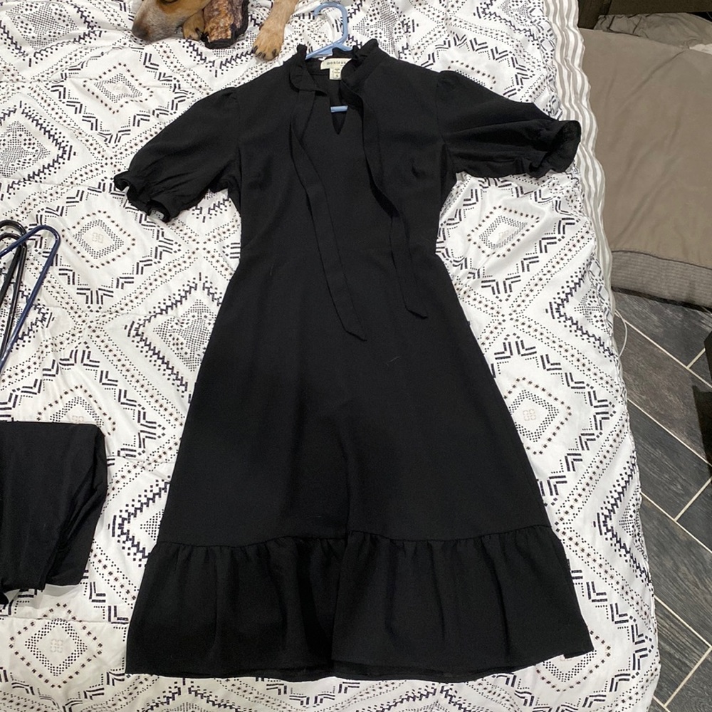 Black dress size small